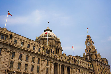 裸体游戏｜公共场合裸体游戏引发激烈社会争论与思考-4