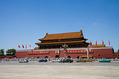 陈冠希实干阿娇｜明星时尚之旅：陈冠希阿娇联手打造潮流电竞盛宴-2