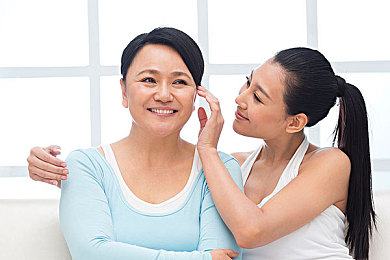 女人脱精光直播APP大全｜探索女性直播新体验：盘点热门APP，解锁时尚美妆直播盛宴-3