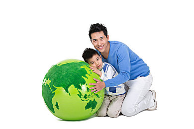 老师脱 让学生啃奶头｜“奶头事件震园，幼儿安全警钟长鸣，教育改革势在必行”-3