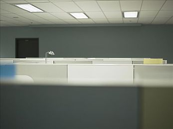 黄色www.｜网络色情泛滥成灾，青少年身心健康受威胁，警方重拳出击警示社会-2