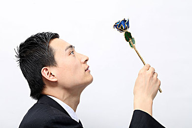 老公顶到了好痛嗯 轻一点｜夫妻亲密生活小贴士：如何化解“老公顶到了”的尴尬与不适-2