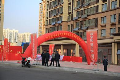 婬乱女警DvD果冻传媒｜社交媒体热议影评引发对道德与法律的思考-1