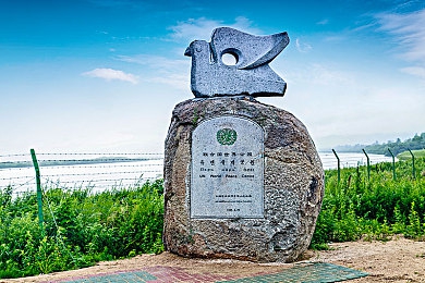 前锋与击球手下载安装｜畅快足球竞技，前锋与击球手，快乐下载体验-4