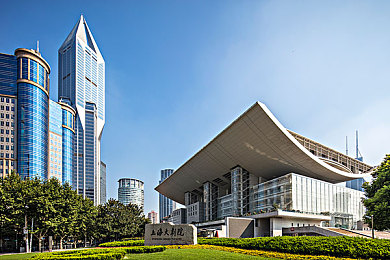 6月电子厂全景沟厕｜透视效率之门：全景沟厕引领电子制造革新之旅-2