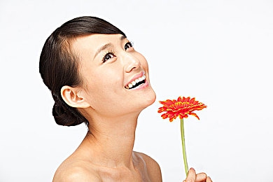 打屁股女校花刑凳裸臀｜“神秘女校花刑凳裸臀事件：揭开古代严苛教育方式背后的启示与反思”-1